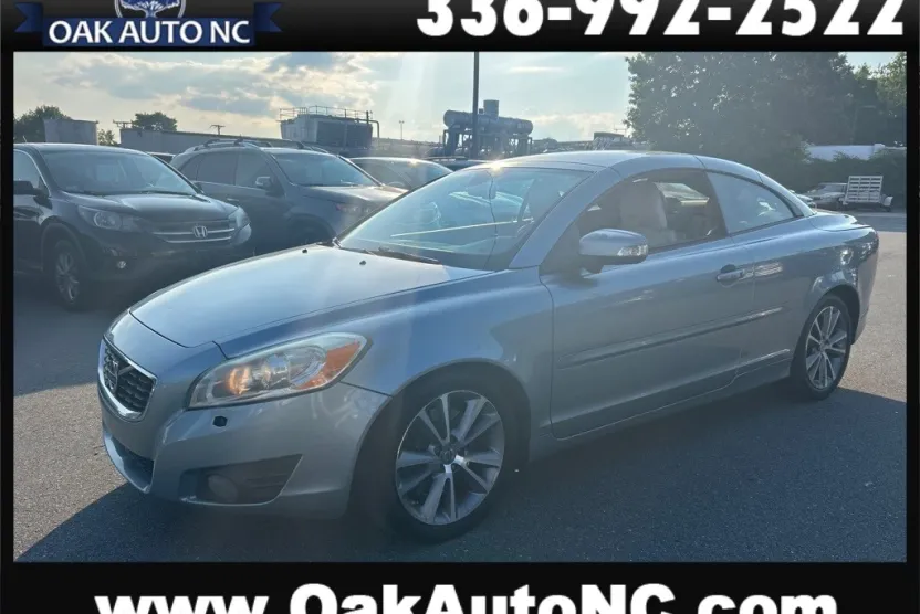 2011 Volvo C70 T5 photo 1