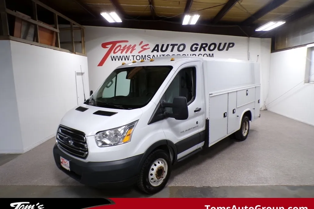 2018 Ford Transit Cutaway photo 1