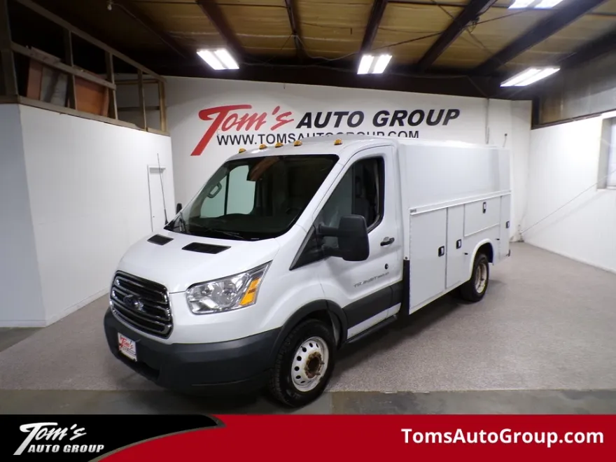 2018 Ford Transit Cutaway photo 1