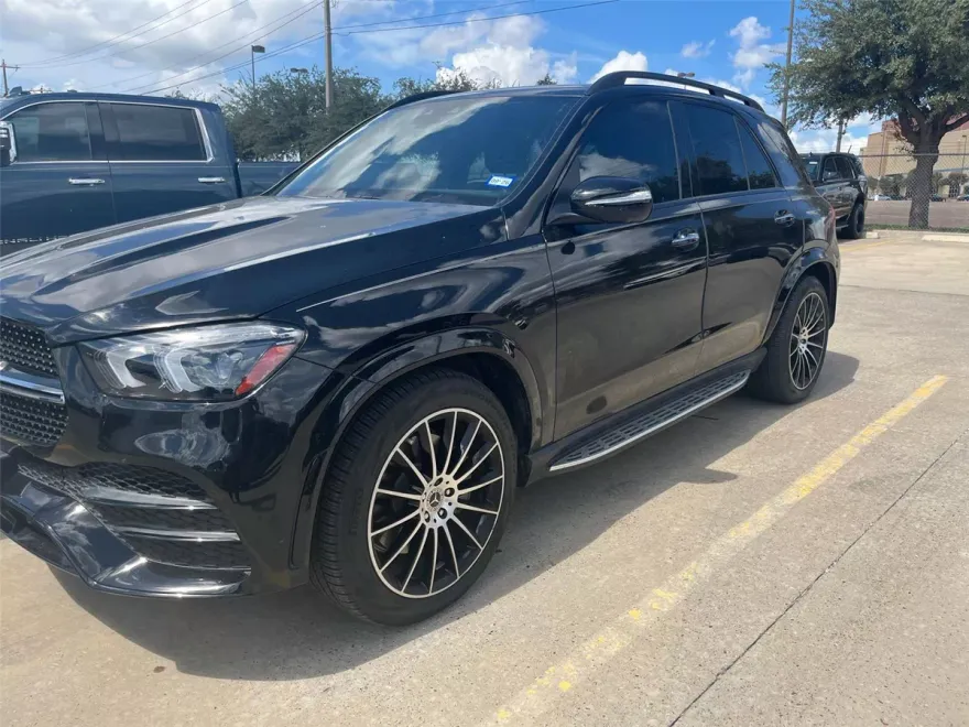 2022 Mercedes Benz GLE 450 4MATIC photo 1