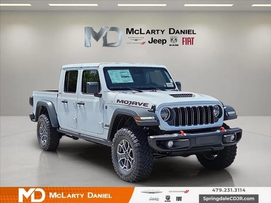 2025 Jeep Gladiator Mojave photo 1
