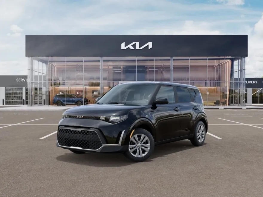 2025 Kia Soul LX photo 1