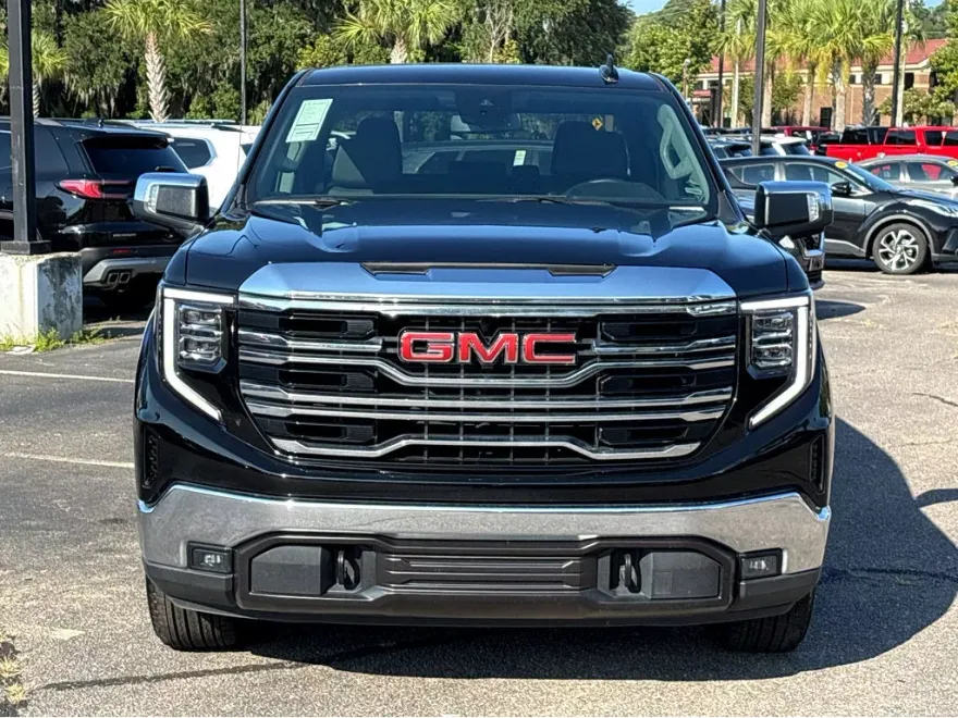 2024 Gmc Sierra 1500 SLT photo 1