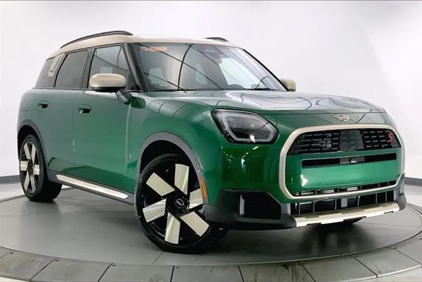 2025 Mini Countryman S ALL4 photo 1