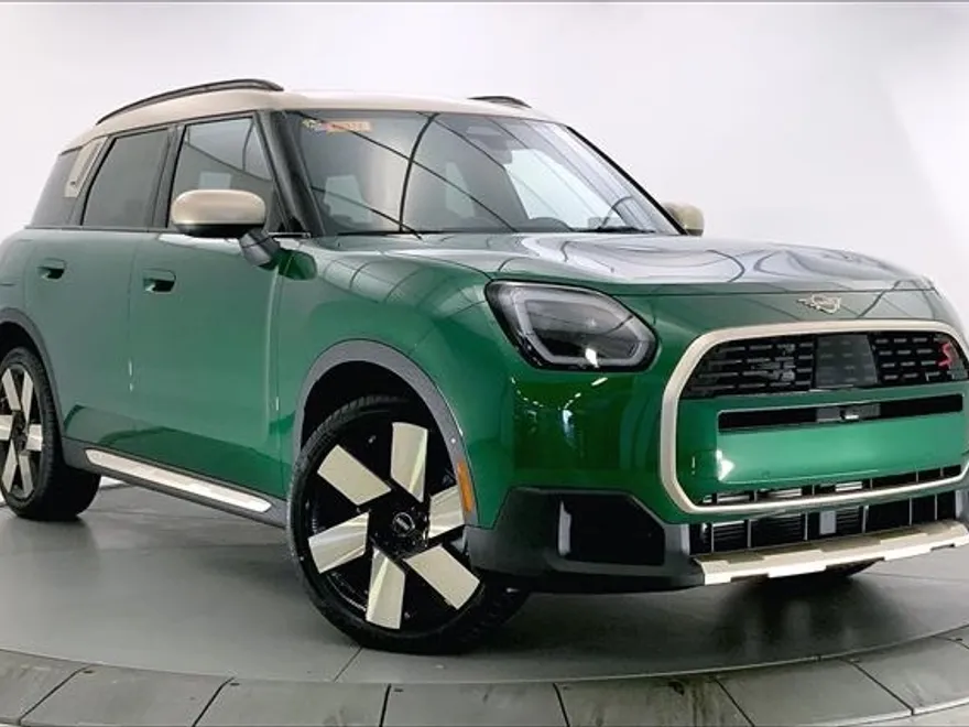 2025 Mini Countryman S ALL4 photo 1