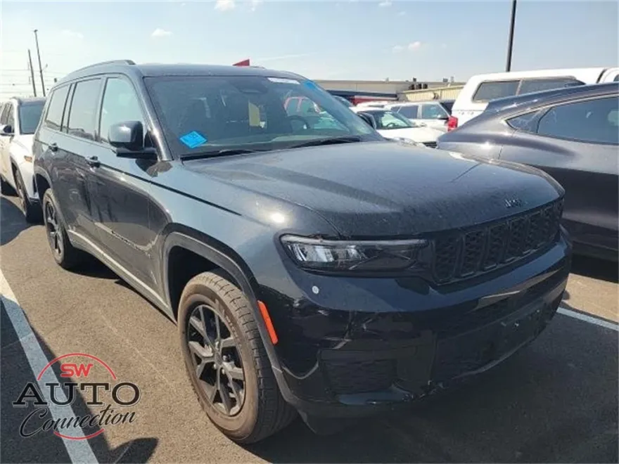 2024 Jeep Grand Cherokee Altitude photo 1