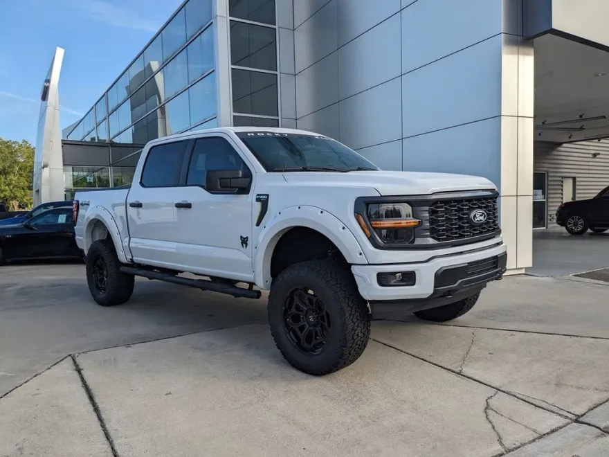 2025 Ford F-150 STX photo 1