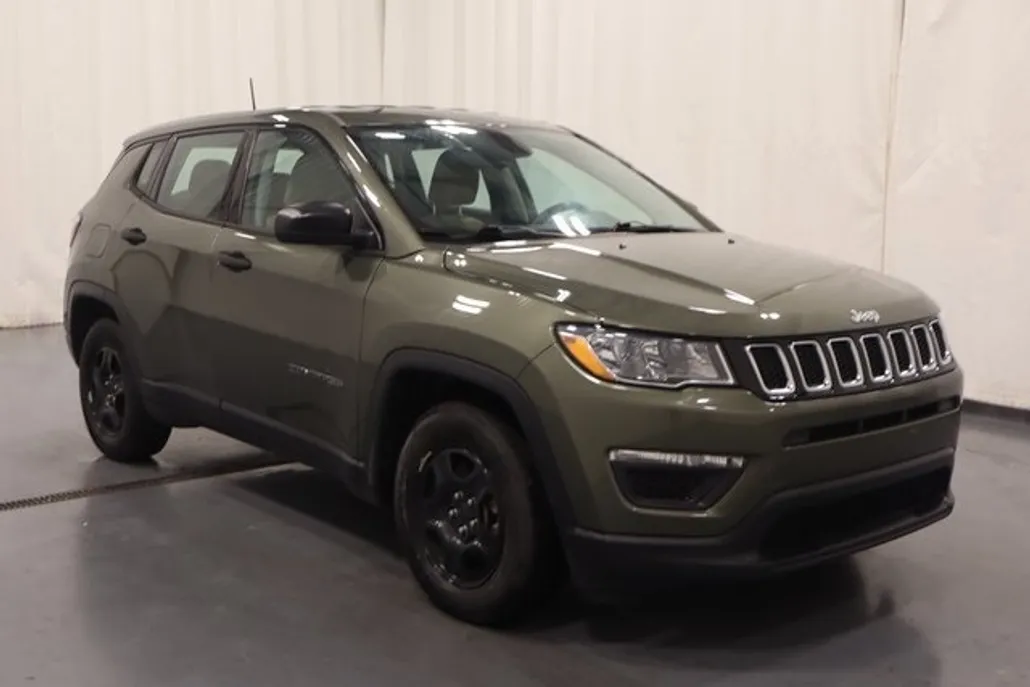 2019 Jeep Compass Sport photo 1