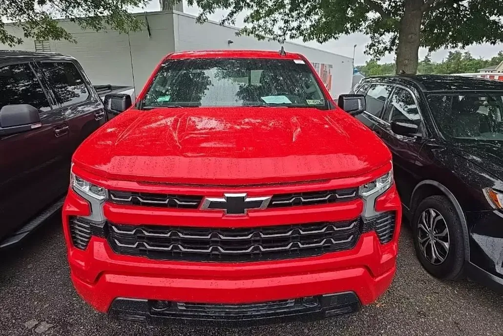 2023 Chevrolet Silverado 1500 RST photo 1