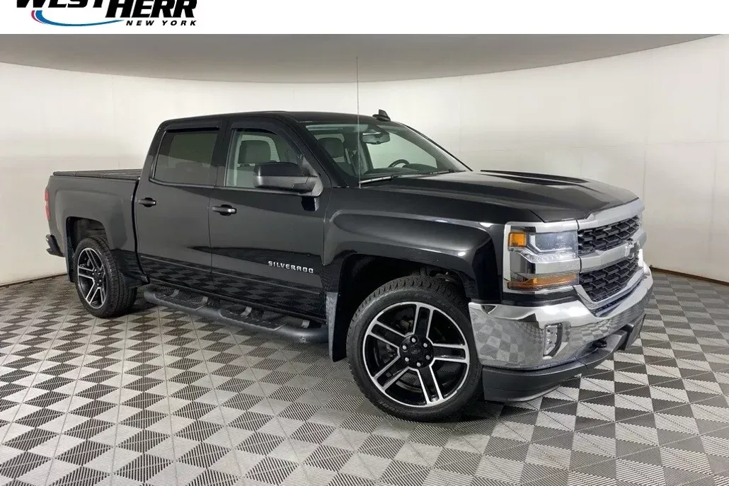 2016 Chevrolet Silverado 1500 LT1 photo 1