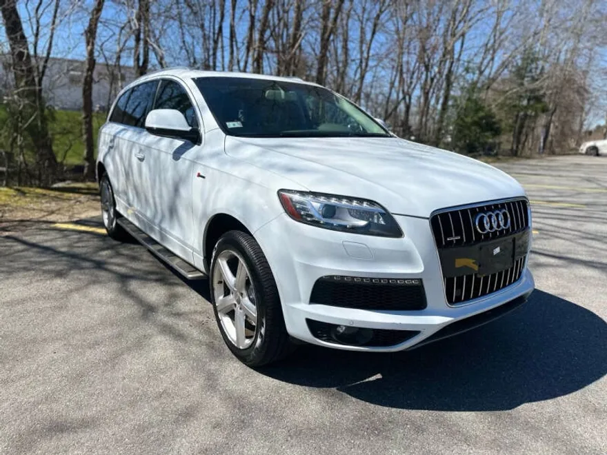 2013 Audi Q7 3.0T S line Prestige photo 1