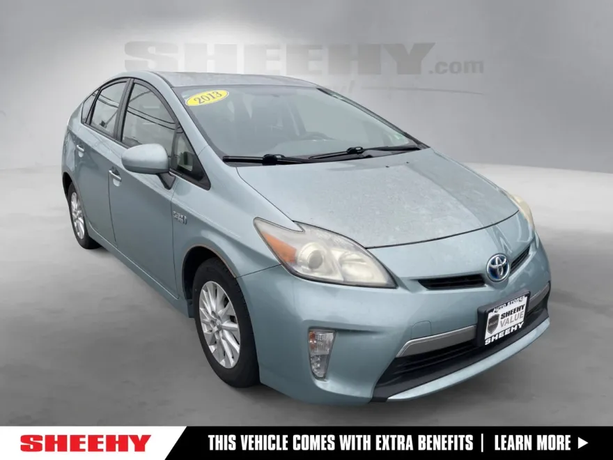 2013 Toyota Prius Plug-in Base photo 1