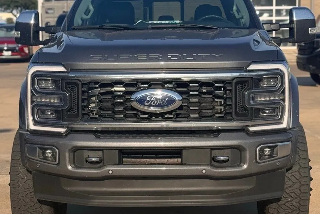 2024 Ford F-450 Limited photo 1