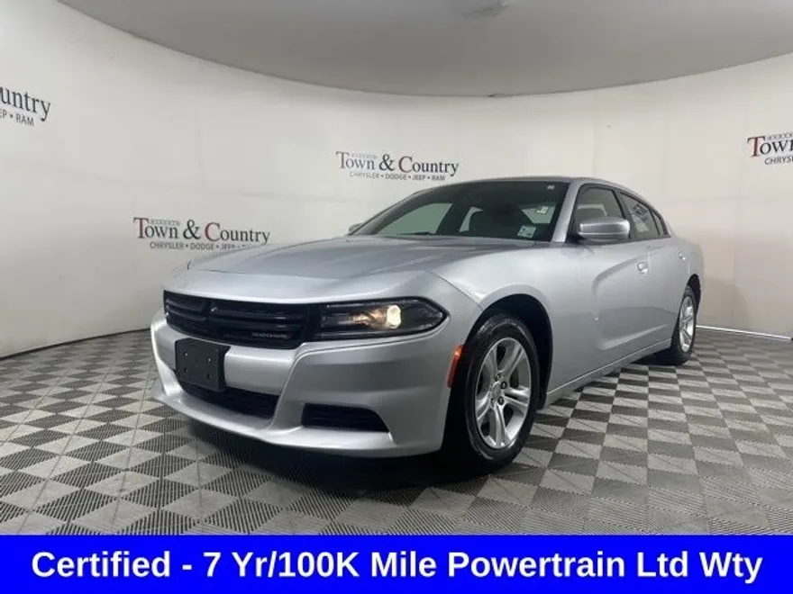 2021 Dodge Charger SXT photo 1