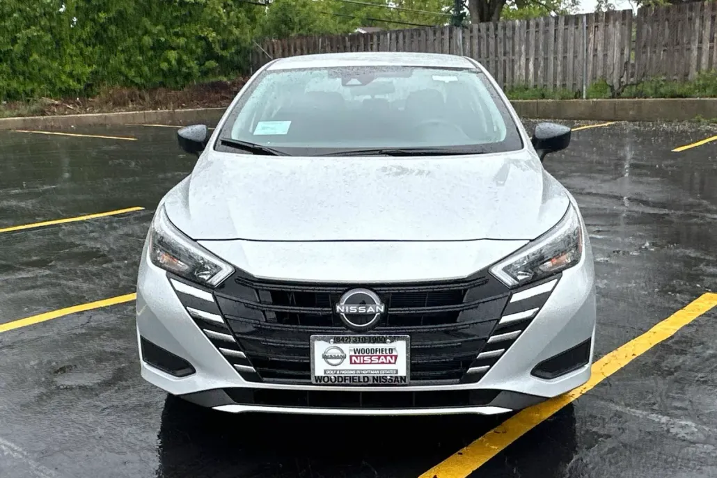 2025 Nissan Versa S photo 1