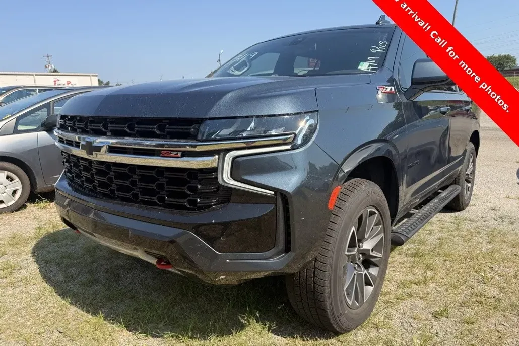 2021 Chevrolet Tahoe Z71 photo 1
