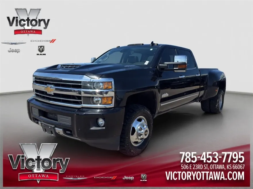2018 Chevrolet Silverado High Country photo 1