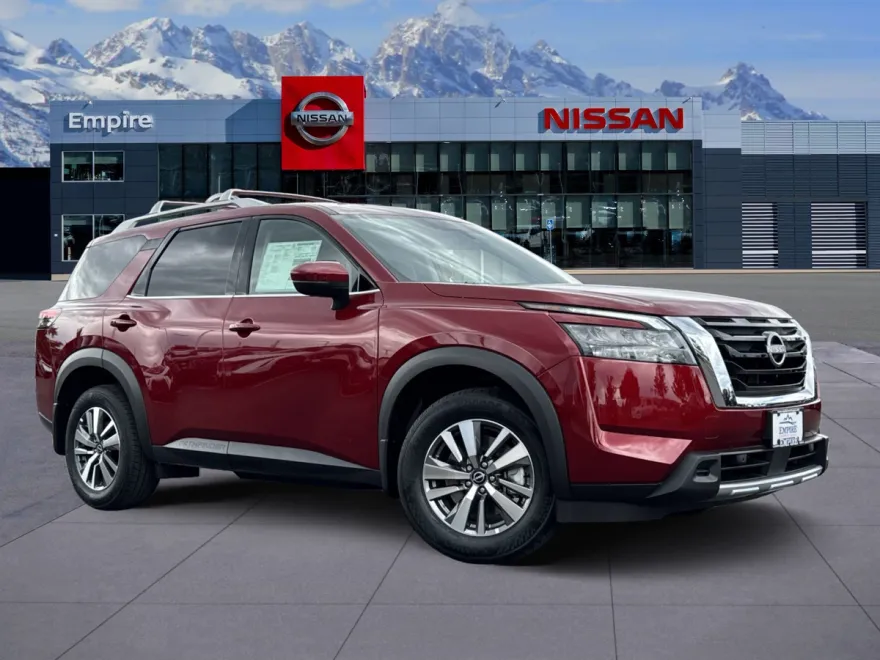 2025 Nissan Pathfinder SL photo 1