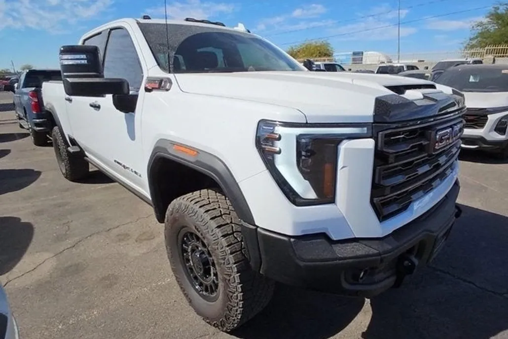 2024 Gmc Sierra 2500 HD AT4X photo 1