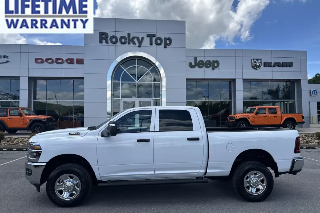 2025 Ram 2500 Tradesman photo 1