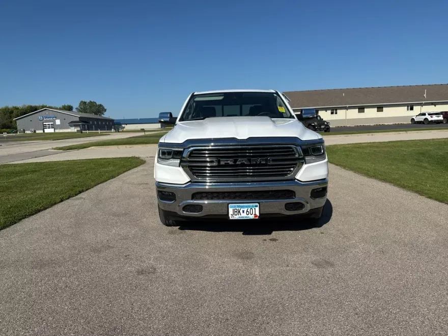 2022 Ram 1500 Laramie photo 1