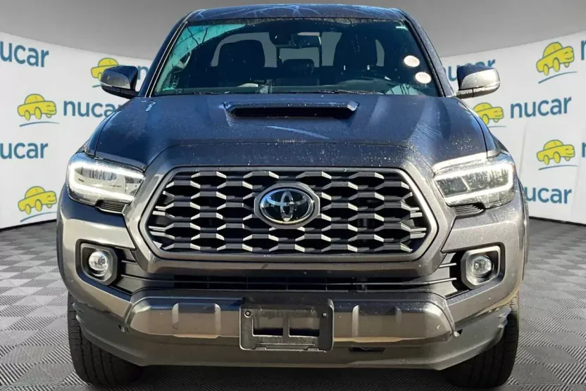 2023 Toyota Tacoma TRD Sport 4x4 photo 1