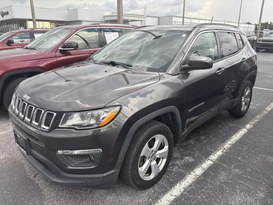2018 Jeep Compass Latitude photo 1