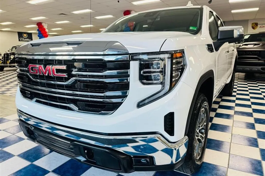 2025 Gmc Sierra 1500 SLT photo 1