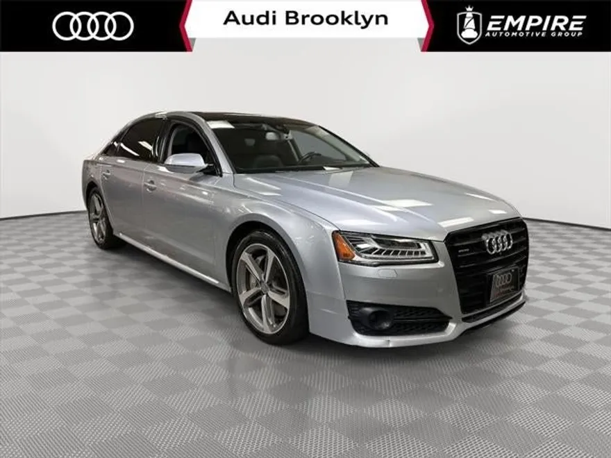 2018 Audi A8 L 3.0T photo 1