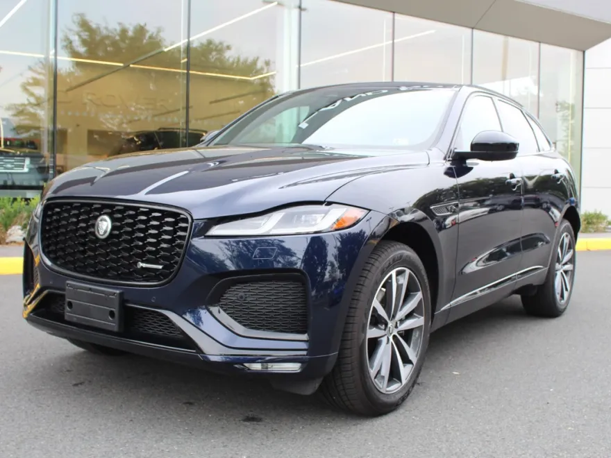 2025 Jaguar F-PACE P250 R-Dynamic S photo 1