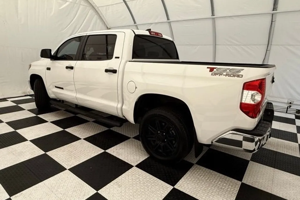 2020 Toyota Tundra SR5 Grade photo 1