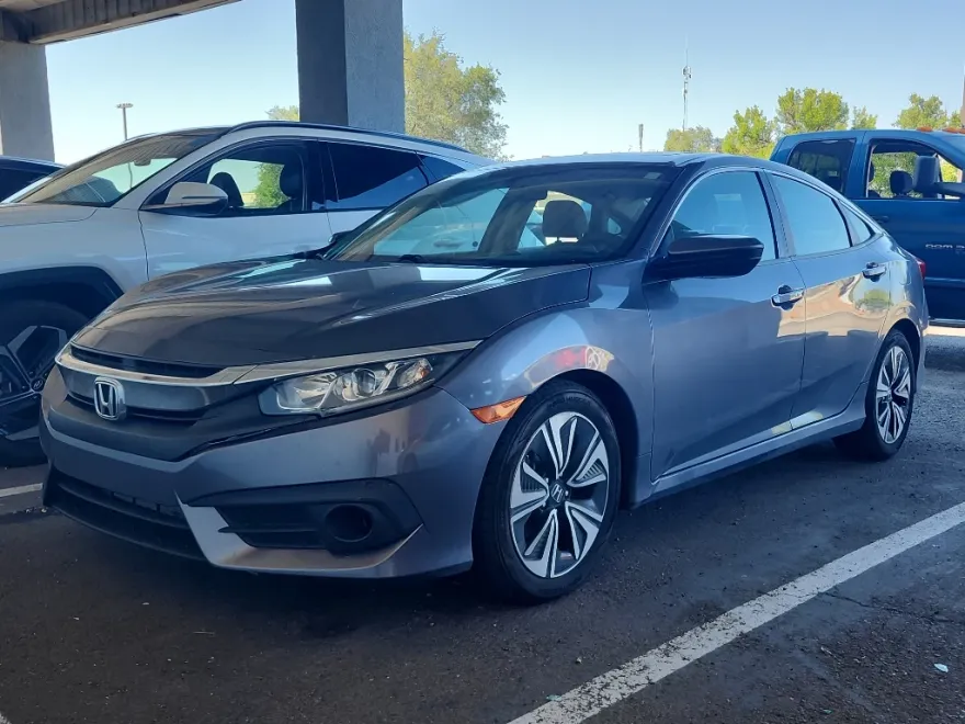 2017 Honda Civic EX-T photo 1