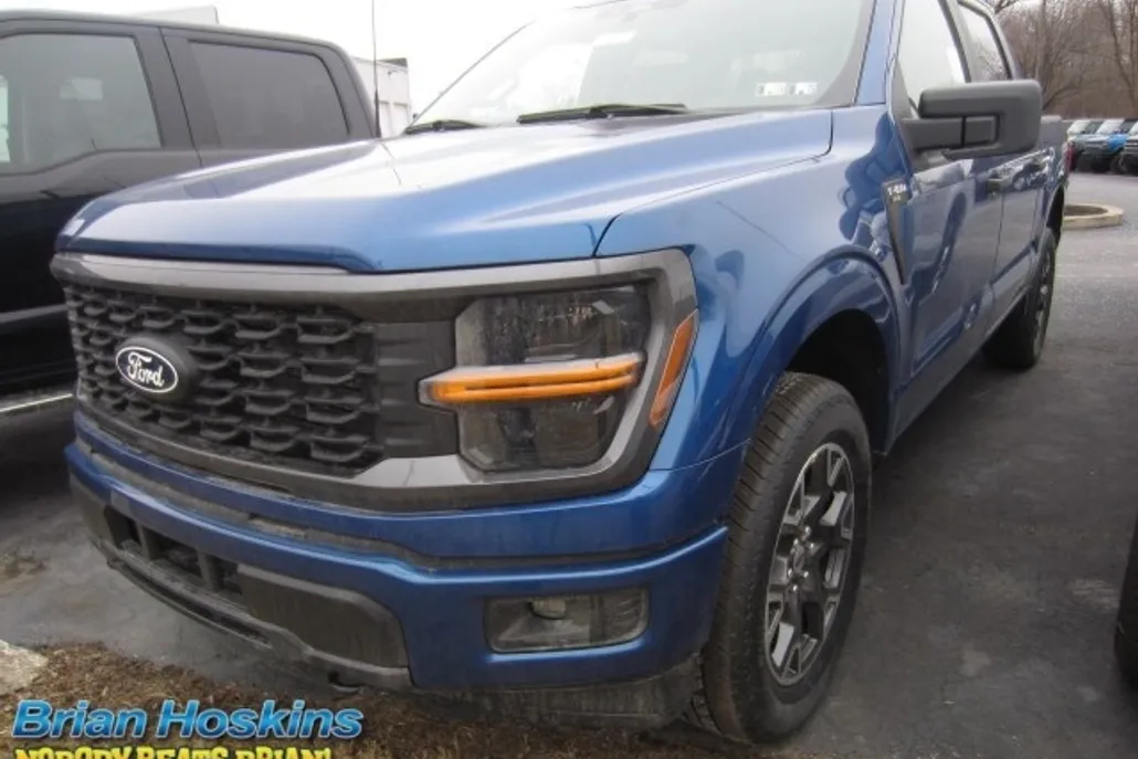 2025 Ford F-150 STX photo 1