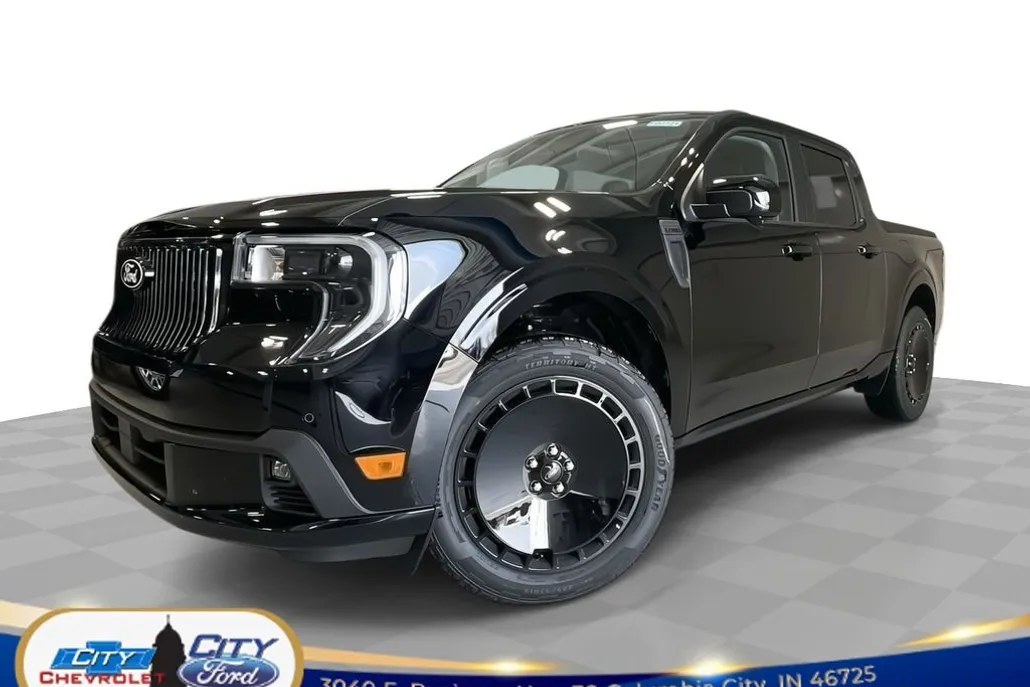 2025 Ford Maverick photo 1