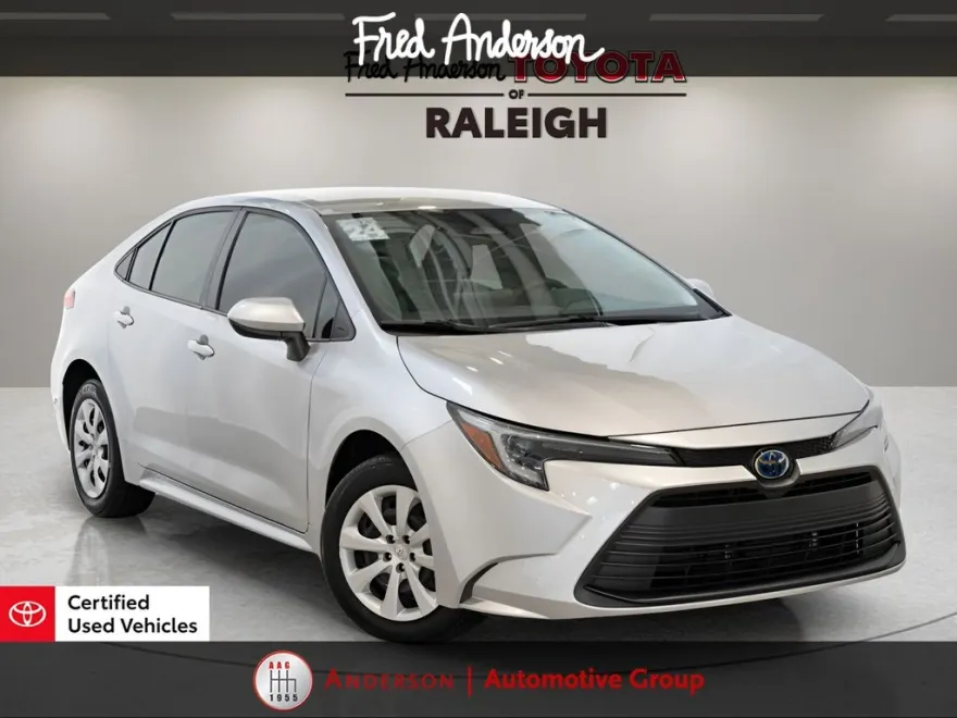 2024 Toyota Corolla Hybrid LE photo 1
