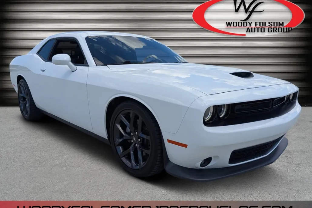 2022 Dodge Challenger GT photo 1