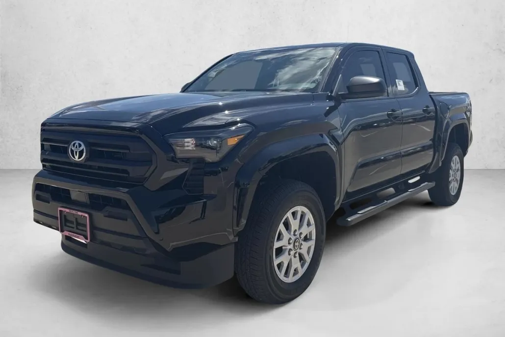 2025 Toyota Tacoma SR Double Cab photo 1