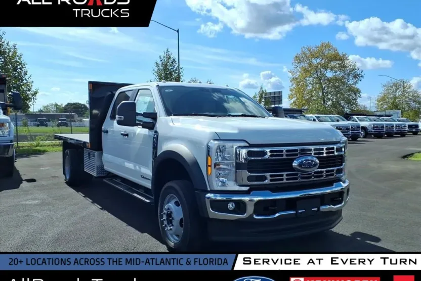 2025 Ford F-550 XL photo 1