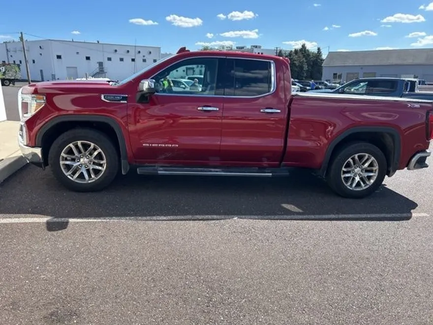 2019 Gmc Sierra 1500 SLT photo 1