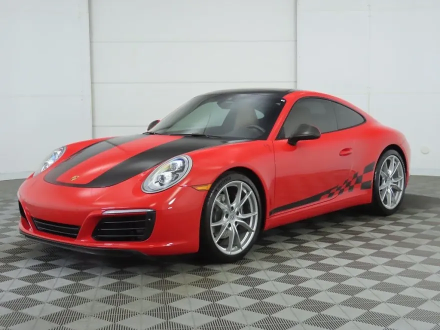 2019 Porsche 911 T photo 1