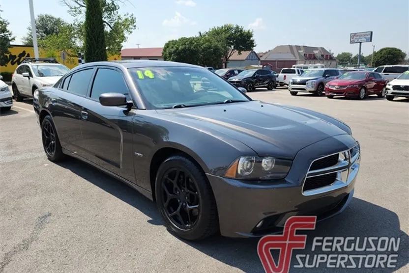 2014 Dodge Charger R/T photo 1