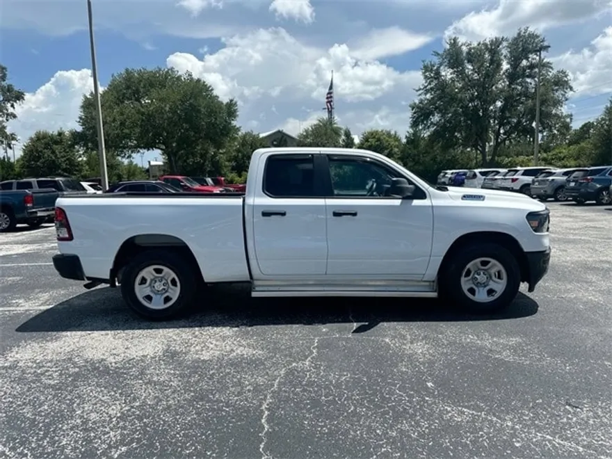 2023 Ram 1500 Tradesman photo 1