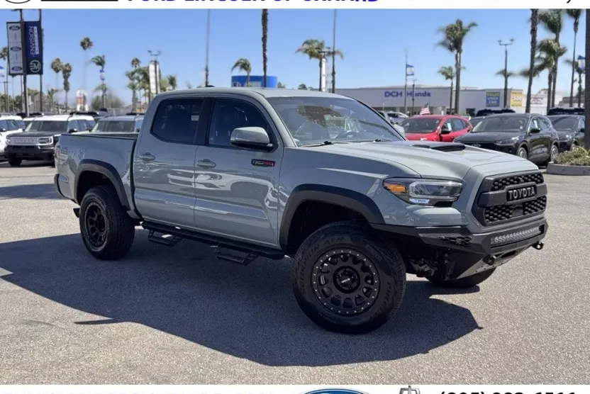 2021 Toyota Tacoma TRD Pro V6 photo 1