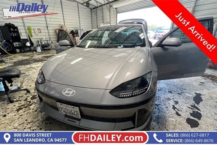 2023 Hyundai Ioniq 6 Limited photo 1