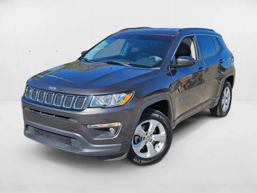 2018 Jeep Compass Latitude photo 1