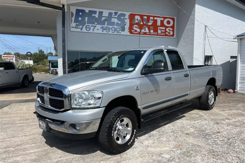 2006 Dodge Ram SLT photo 1