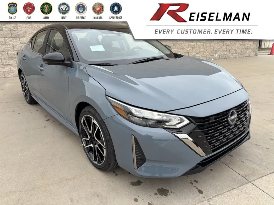 2025 Nissan Sentra SR photo 1