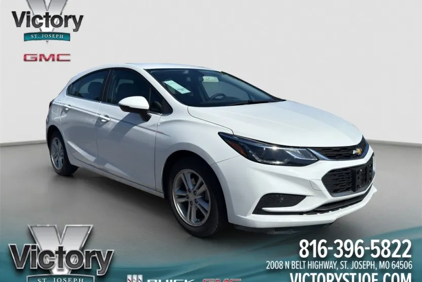 2018 Chevrolet Cruze LT photo 1