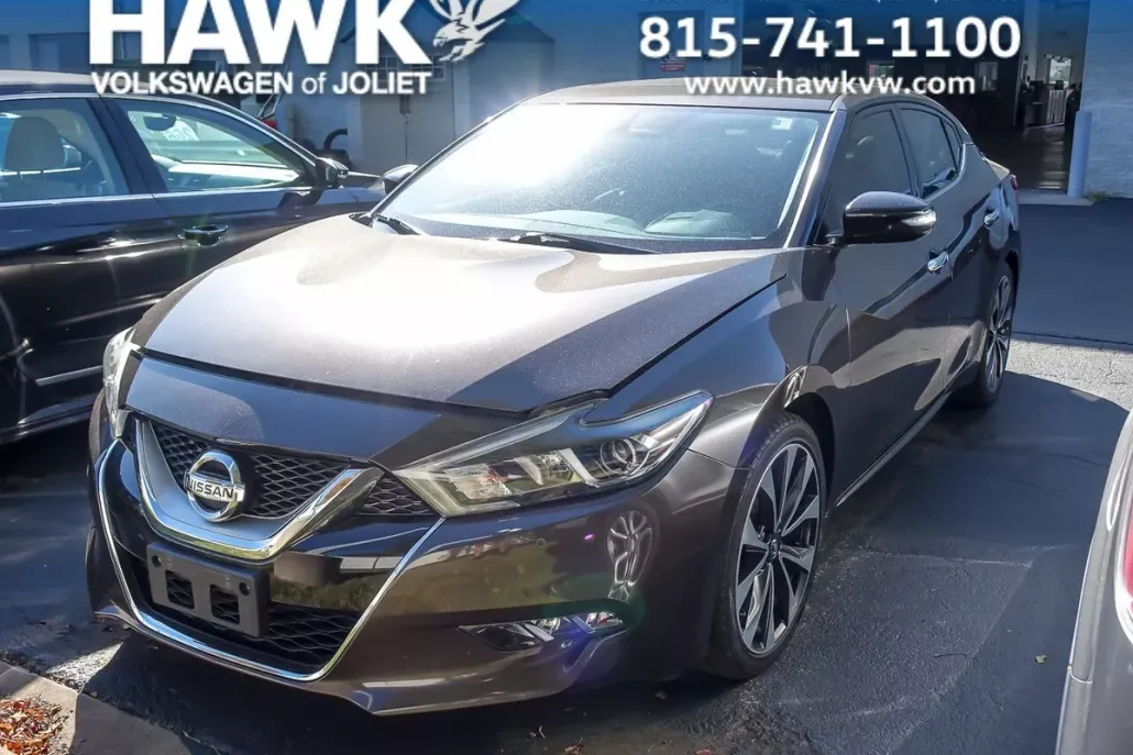 2016 Nissan Maxima SR photo 1