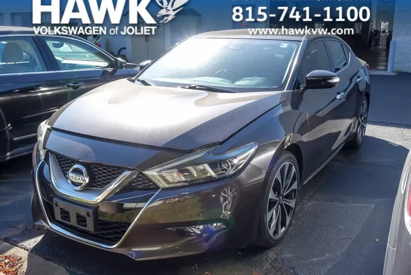 2016 Nissan Maxima SR photo 1